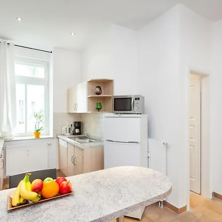 Pette C40 Apartman *