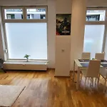 Pette C40 Апартаменты *